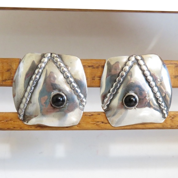 Vintage Tulla Booth Sterling Silver Black Onyx Square‎ Post Earrings
